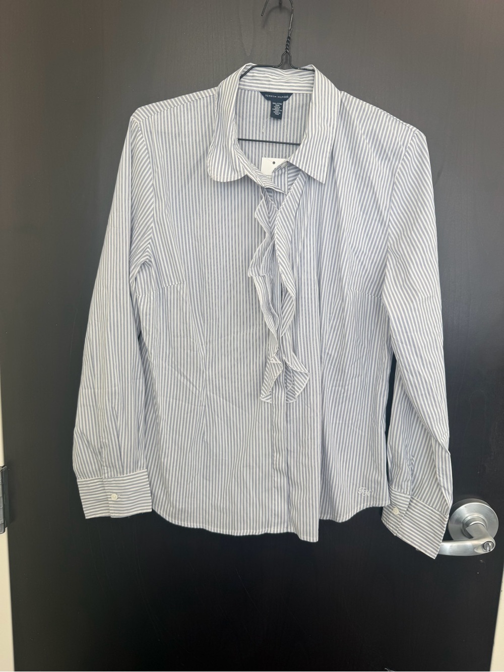 Tommy Hilfiger Women’s White and Light Blue Striped Ruffle Dress Shirt XXL NWT
